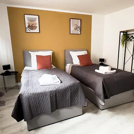 Apartment 2 Zkb-3og Oder 3 Zkb-ug Im Zentrum Zw Rathaus Und Dom *