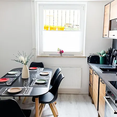 Nahe Rathaus & Dom - 1,5-, 2- Oder 3 Zkb-apartments Im Zentrum Lejlighed