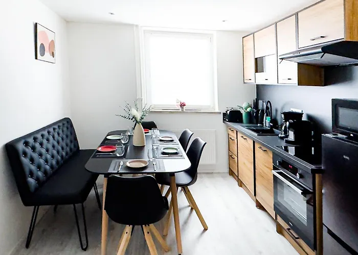 Nahe Rathaus & Dom - 1,5-, 2- Oder 3 Zkb-apartments Im Zentrum Augsburg