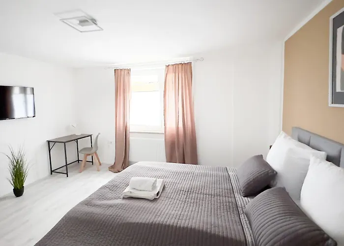 Nahe Rathaus & Dom - 1,5-, 2- Oder 3 Zkb-apartments Im Zentrum Apartment *